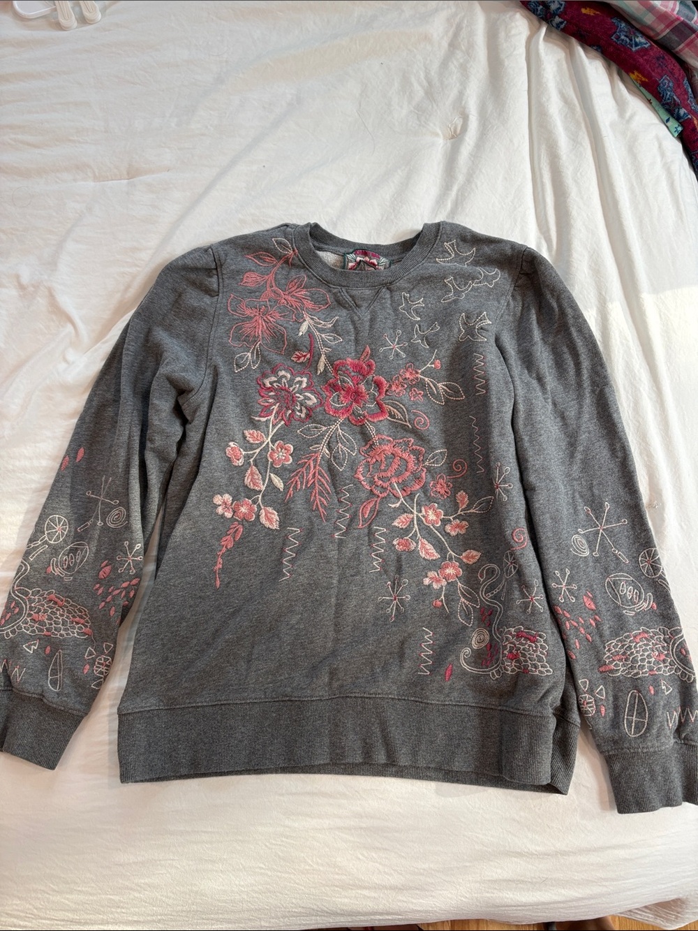 Johnny Was Embroidered Crew Neck Sweatshirt Size Small